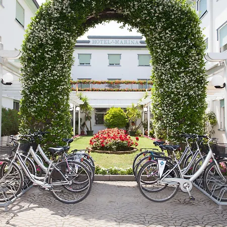 Hotel Marina-3